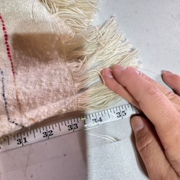 Do Everything In Love Women Striped Fringe Sweater Blue Cream Large Southwestern - Picture 10 of 10